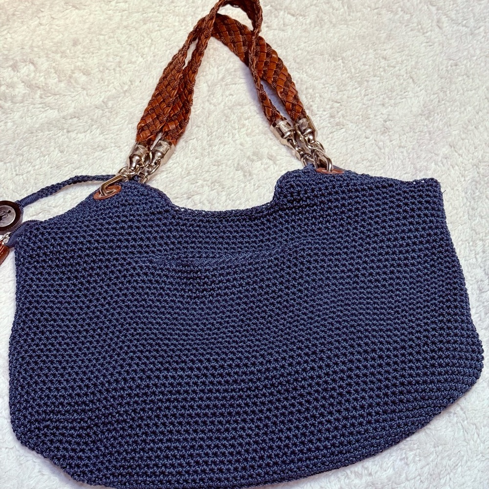 Vtg The Sak Handwoven Navy Blue Crochet Tote Bag with Leather Straps - Picture 6 of 13